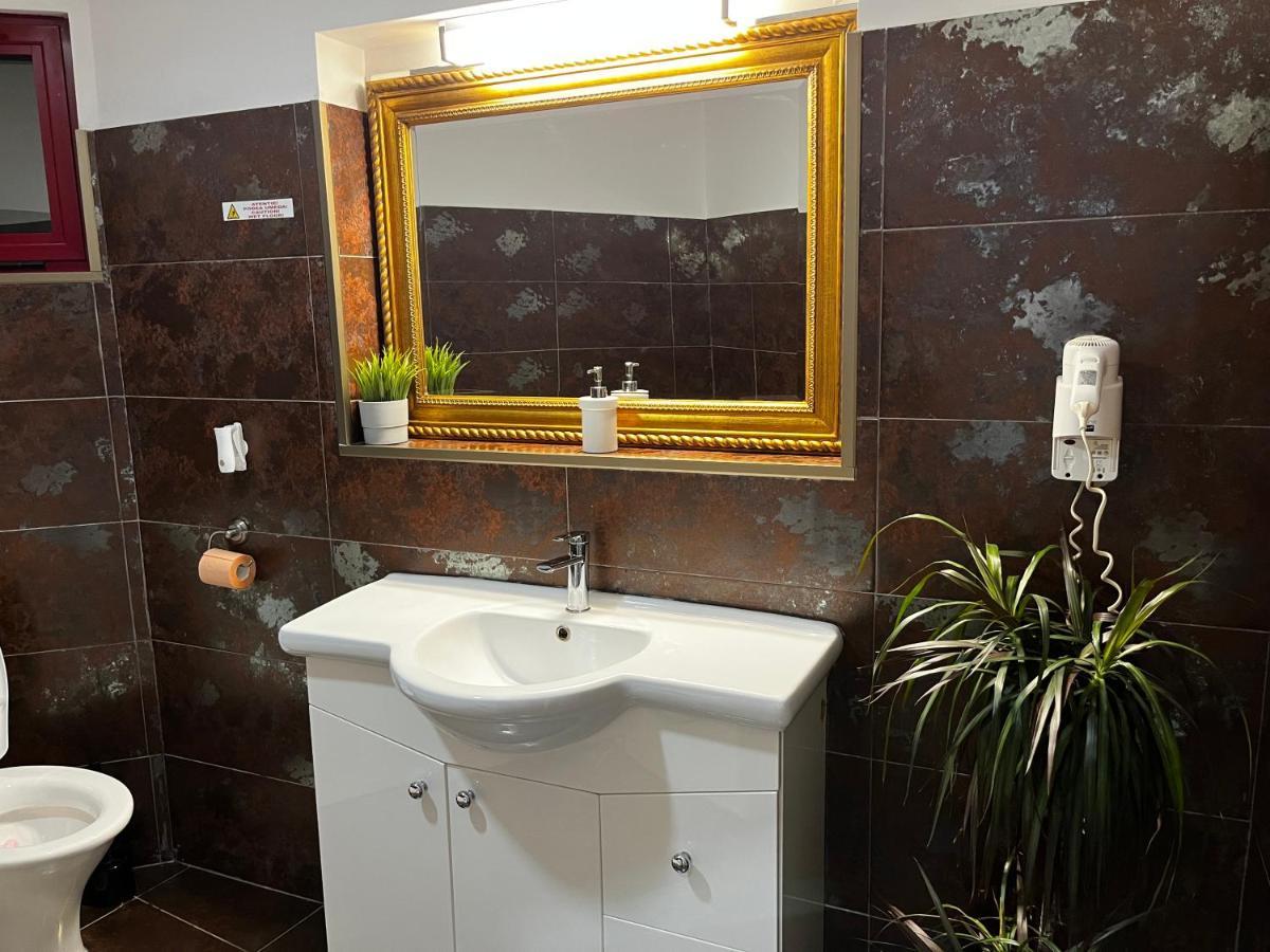 Riviera Unirii Residence Букурещ Екстериор снимка
